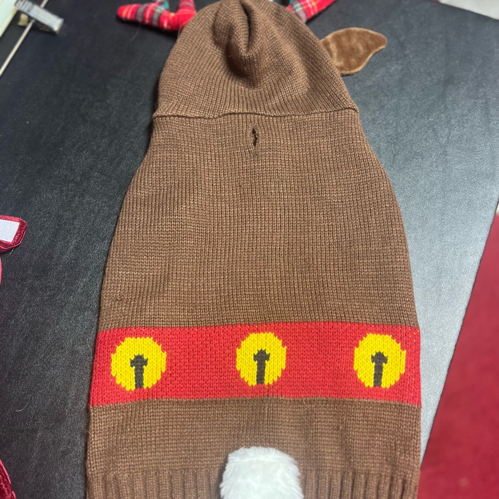 Reindeer Dog sweater NWOT